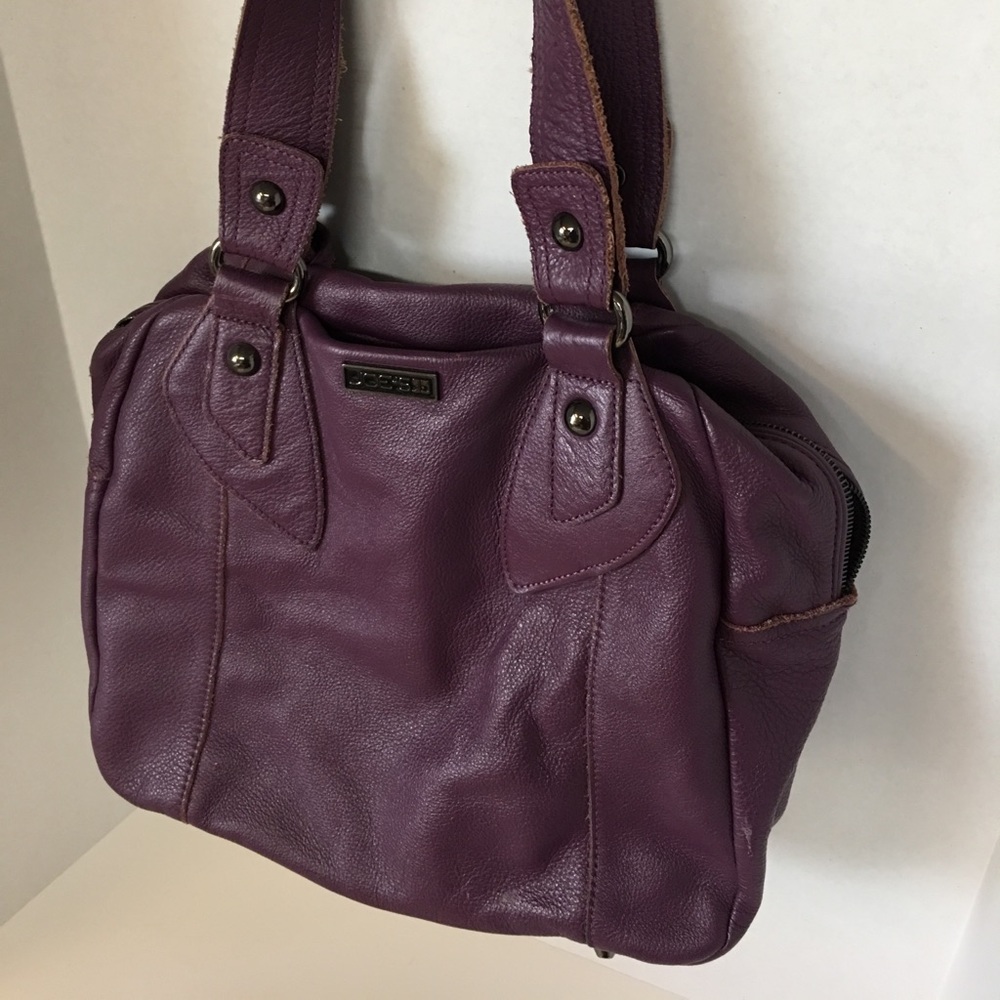Joe’s purple leather shoulder bag